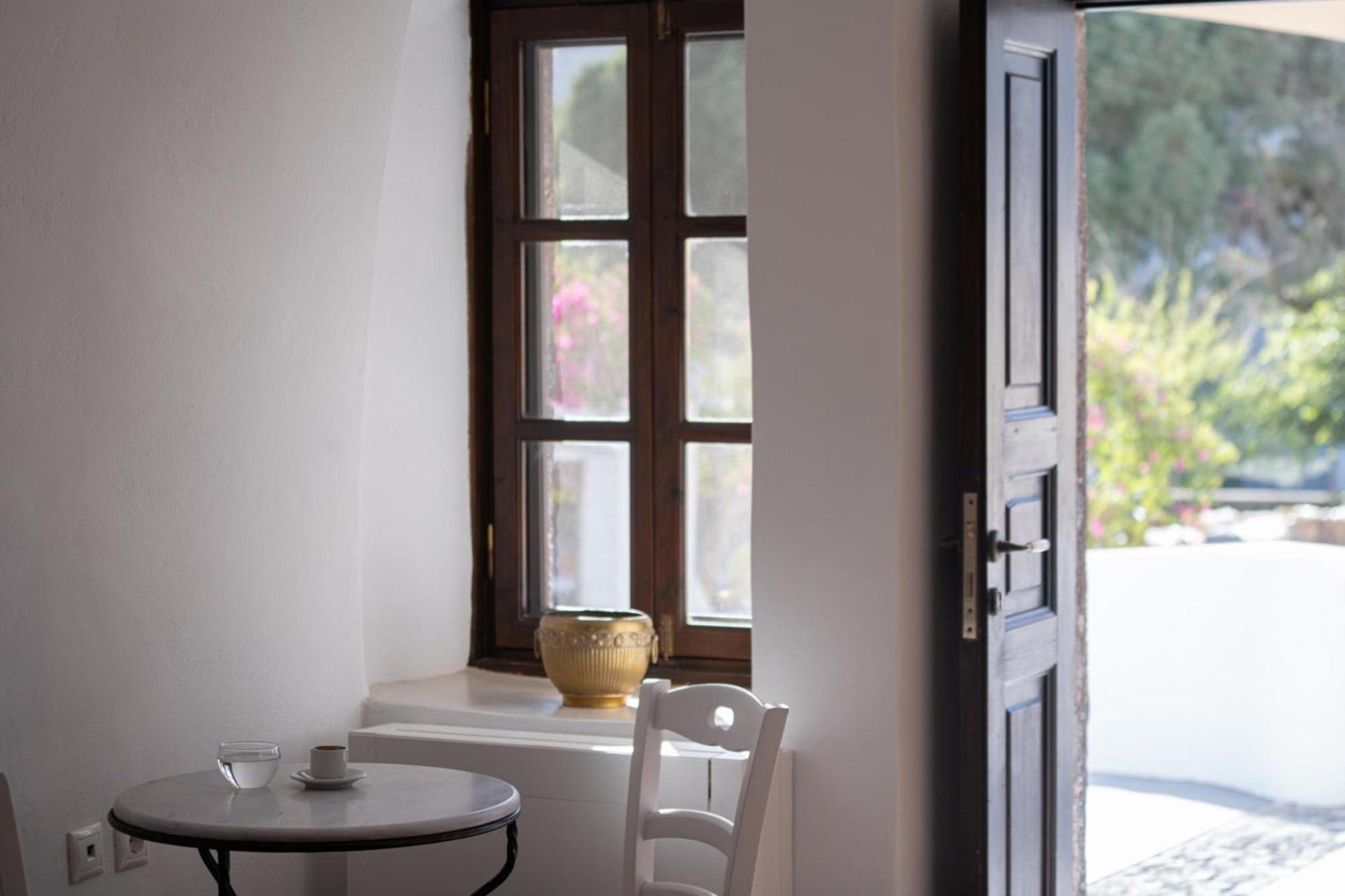Madame Kalitsi Cozy Suites Φηρά Εξωτερικό φωτογραφία