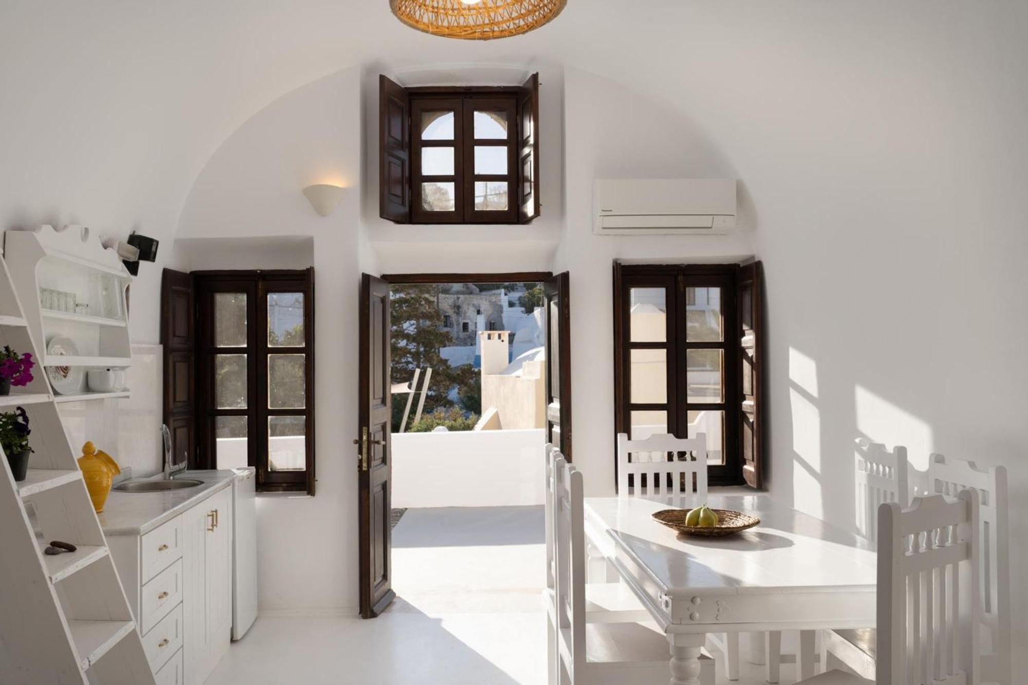 Madame Kalitsi Cozy Suites Φηρά Εξωτερικό φωτογραφία
