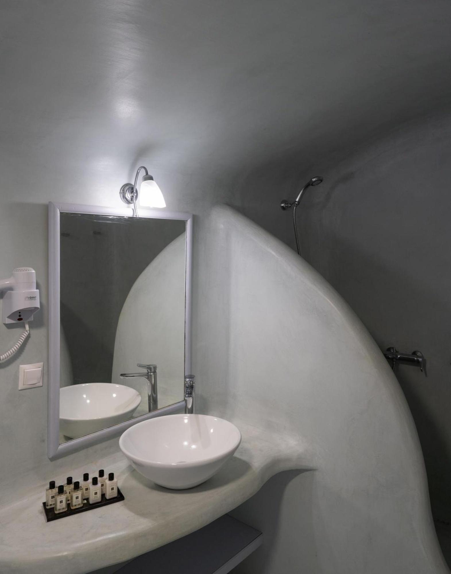 Madame Kalitsi Cozy Suites Φηρά Εξωτερικό φωτογραφία