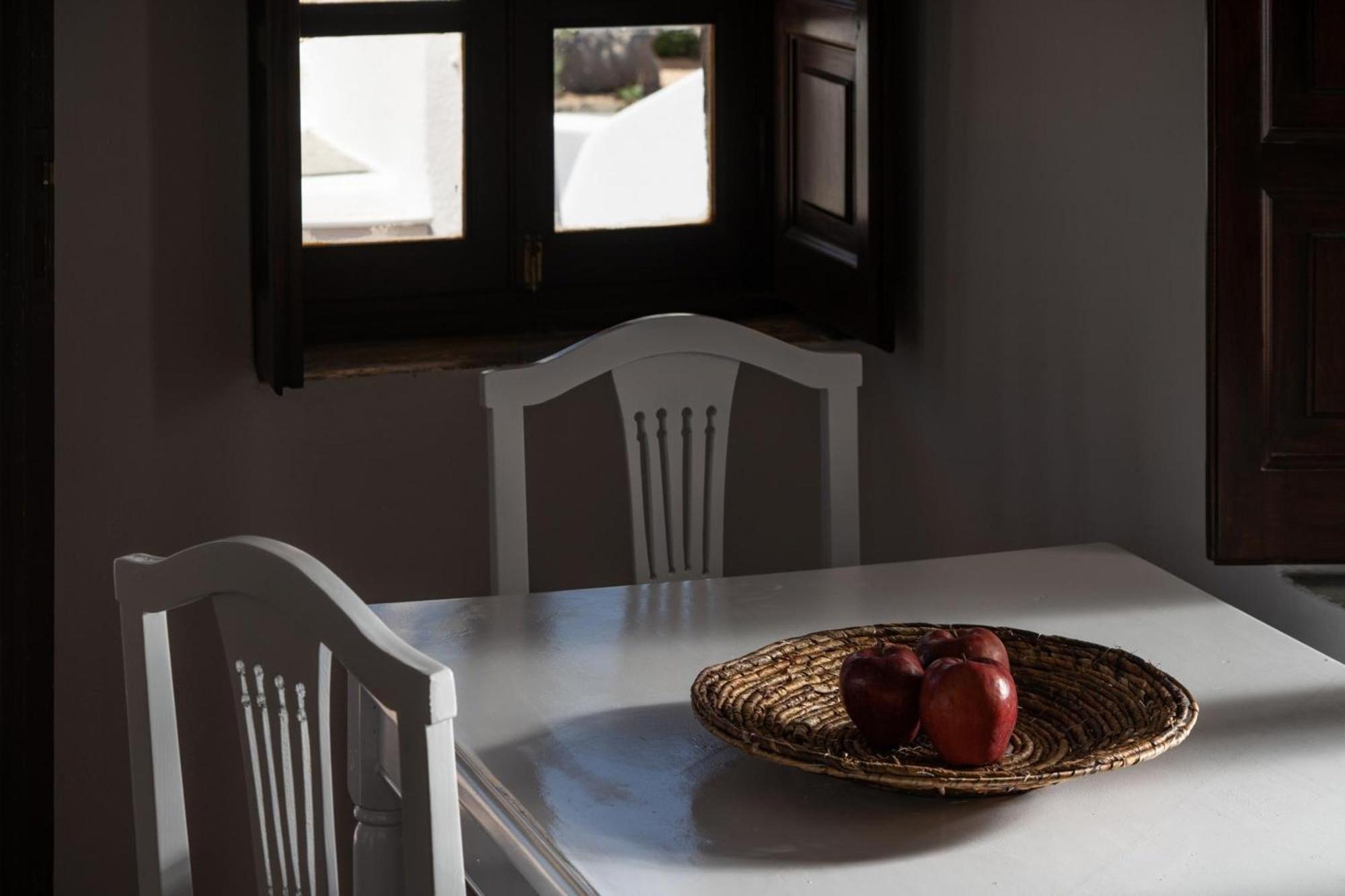 Madame Kalitsi Cozy Suites Φηρά Εξωτερικό φωτογραφία